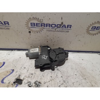 Recambio de motor elevalunas delantero derecho para citroën c5 berlina 1.6 16v hdi fap referencia OEM IAM 0130822445  