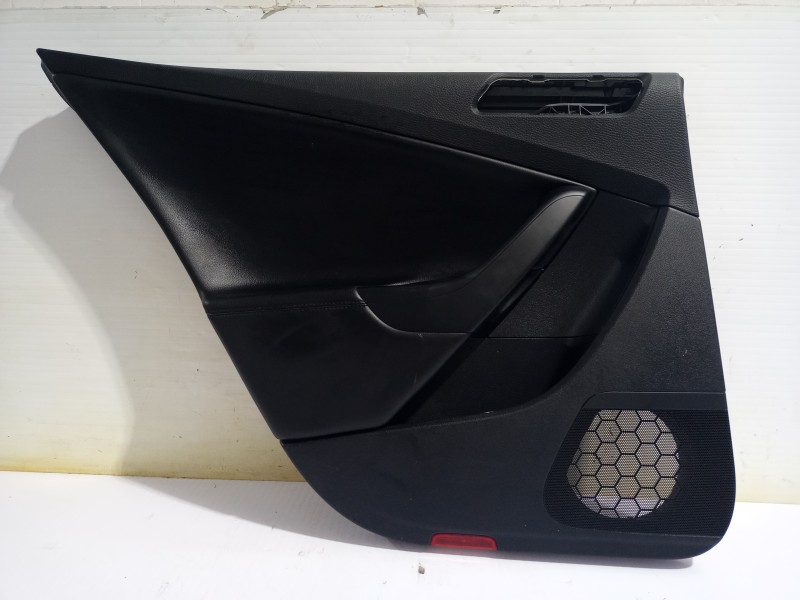 Recambio de guarnecido puerta trasera izquierda para volkswagen passat berlina (3c2) individual referencia OEM IAM 3C5867211  