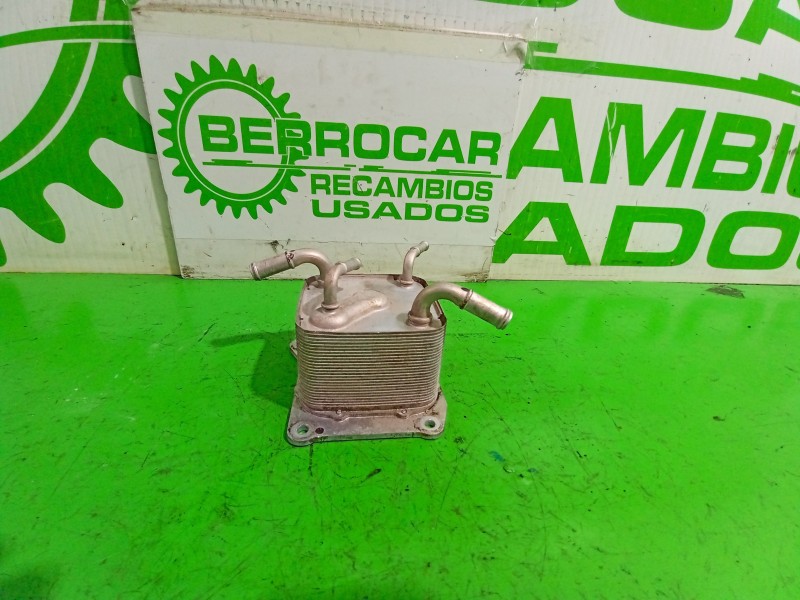 Recambio de enfriador aceite motor para nissan juke (f15) acenta referencia OEM IAM 216063JX0C  