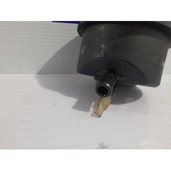 Recambio de deposito servo para iveco daily furgón 2.3 diesel cat referencia OEM IAM 504073722  