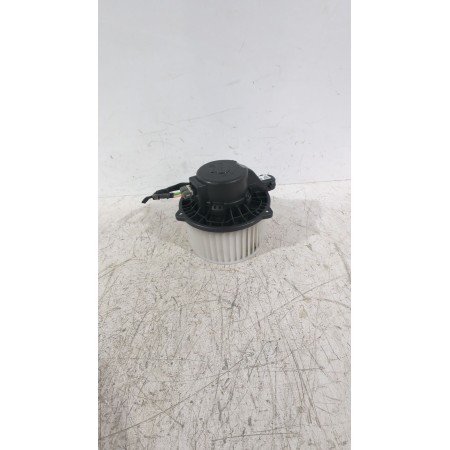 Recambio de motor calefaccion para kia ceed (cd) 1.0 t-gdi referencia OEM IAM EB1D1NXJAA  