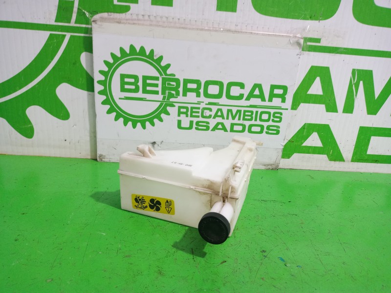 Recambio de deposito expansion para nissan juke (f15) acenta referencia OEM IAM 217101FA0A  