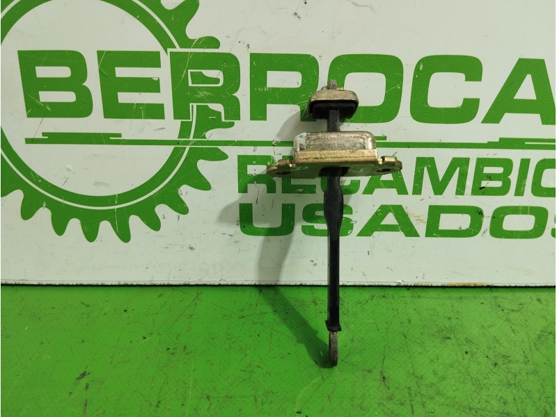 Recambio de retenedor puerta para volvo s40 berlina 1.6 cat referencia OEM IAM 31217750  