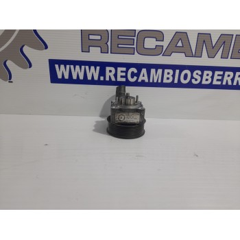Recambio de bomba direccion para iveco daily furgón 2.3 diesel cat referencia OEM IAM 504385414  