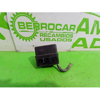 Recambio de caja reles / fusibles para nissan juke (f15) acenta referencia OEM IAM 71242730  