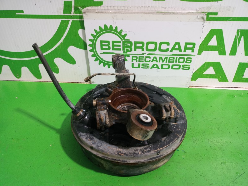 Recambio de mangueta trasera derecha para land rover freelander (ln) e targa referencia OEM IAM RLH101321  