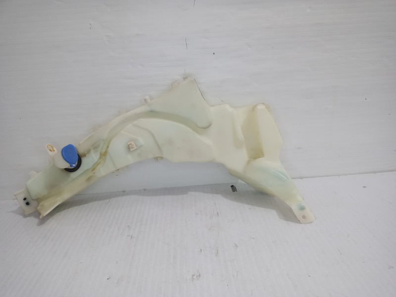 Recambio de deposito limpia para ford focus berlina (cap) trend referencia OEM IAM 4M5113K163  