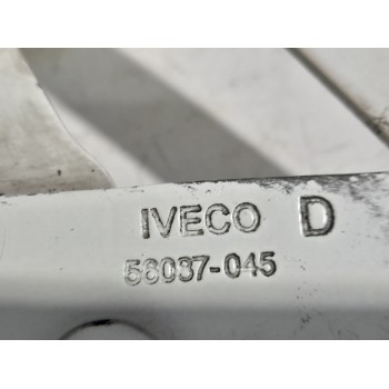 Recambio de bisagras capot para iveco daily caja cerrada (2006 =>) 3.0 diesel referencia OEM IAM 56087045  