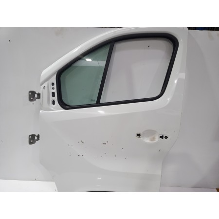 Recambio de puerta delantera izquierda para renault trafic furgón l1h1 2,7t referencia OEM IAM 801010179R  