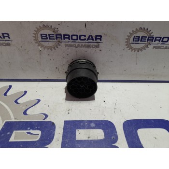 Recambio de aireadores para toyota rav 4 2.2 d-4d cat referencia OEM IAM 4556612030  