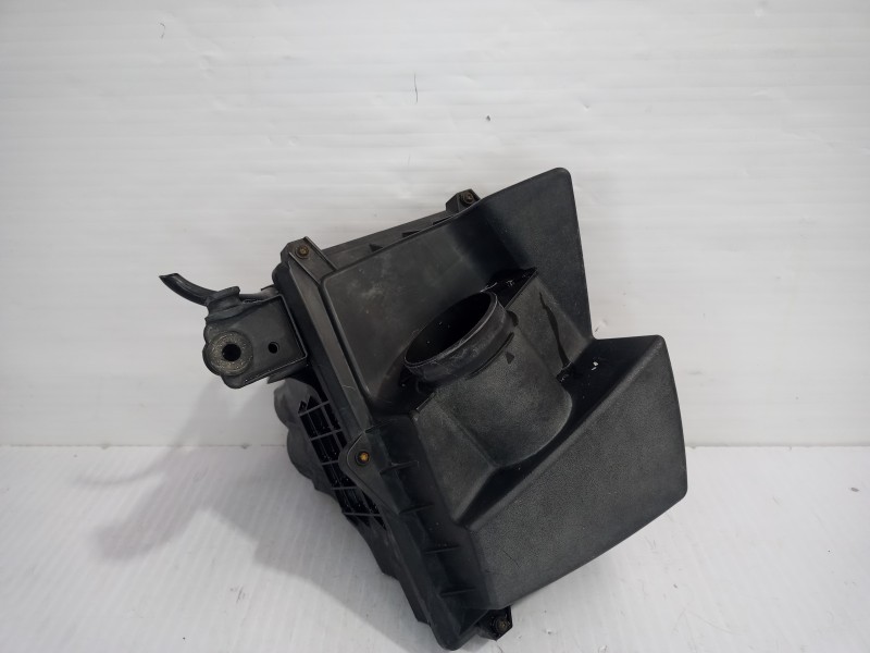 Recambio de caja filtro de aire para ford focus berlina (cap) trend referencia OEM IAM 1313770  