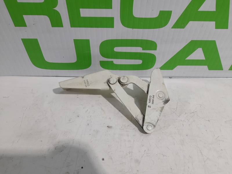 Recambio de bisagras capot para iveco daily caja cerrada (2006 =>) 3.0 diesel referencia OEM IAM 56087046  