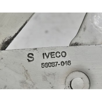 Recambio de bisagras capot para iveco daily caja cerrada (2006 =>) 3.0 diesel referencia OEM IAM 56087046  