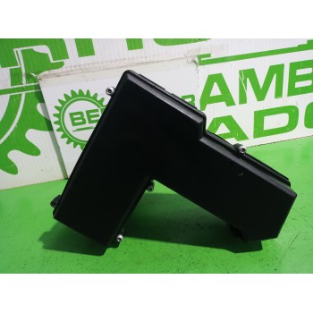 Recambio de caja reles / fusibles para land rover freelander (ln) e targa referencia OEM IAM YQH101120  