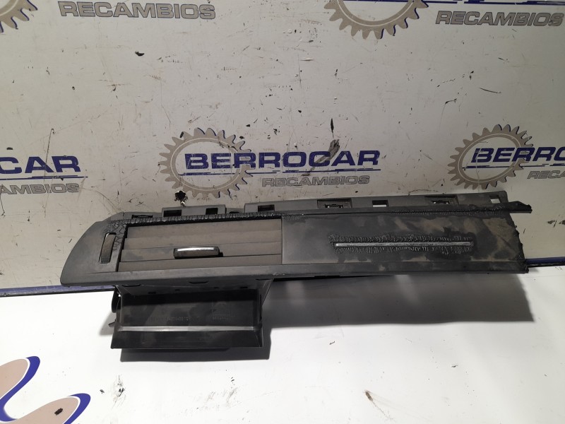 Recambio de rejilla aireadora para citroën c5 berlina 1.6 16v hdi fap referencia OEM IAM 9682442677  