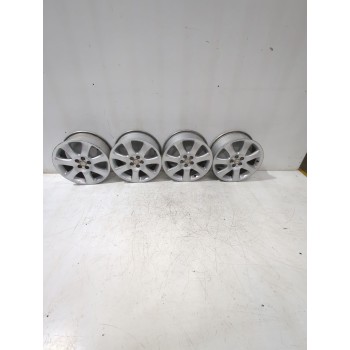 Recambio de juego llantas para toyota avensis sedán (_t25_) 2.0 d-4d (adt250_) referencia OEM IAM 4261105260  