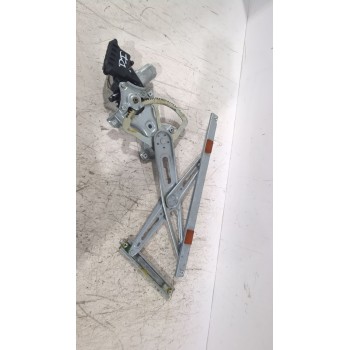 Recambio de elevalunas delantero izquierdo para toyota auris (_e15_) 1.6 (zre151_) referencia OEM IAM 6982002330  