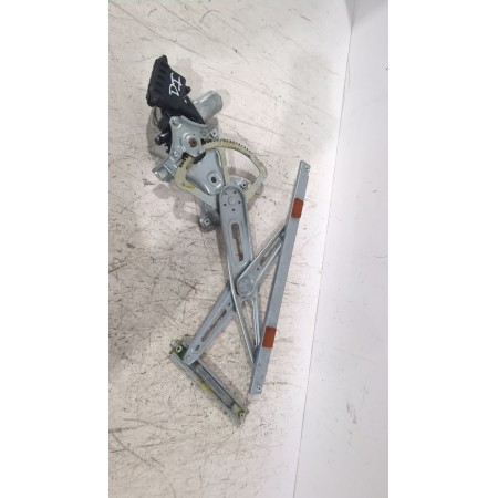 Recambio de elevalunas delantero izquierdo para toyota auris (_e15_) 1.6 (zre151_) referencia OEM IAM 6982002330  