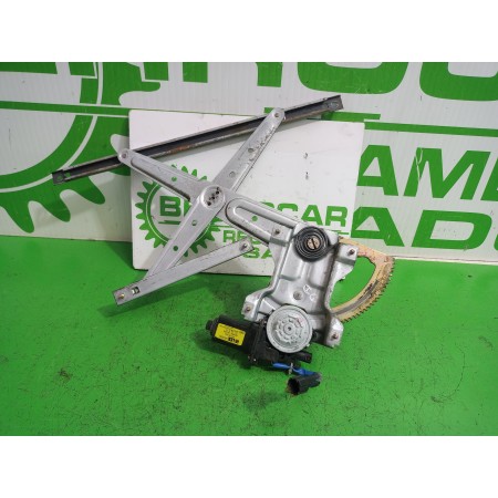 Recambio de motor elevalunas delantero derecho para kia sorento 2.5 crdi cat referencia OEM IAM 824603E000  