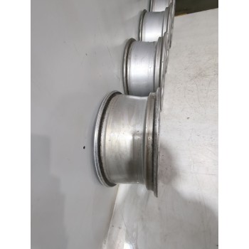 Recambio de juego llantas para toyota avensis sedán (_t25_) 2.0 d-4d (adt250_) referencia OEM IAM 4261105260  