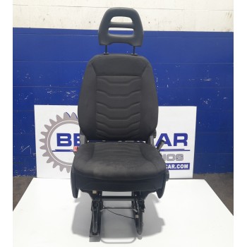 Recambio de asiento delantero izquierdo para iveco daily furgón 2.3 diesel cat referencia OEM IAM 5801604139  
