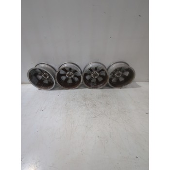 Recambio de juego llantas para toyota avensis sedán (_t25_) 2.0 d-4d (adt250_) referencia OEM IAM 4261105260  