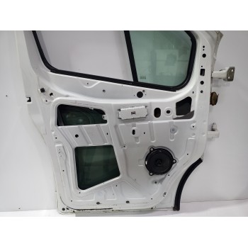 Recambio de puerta delantera izquierda para renault trafic furgón l1h1 2,7t referencia OEM IAM 801010179R  
