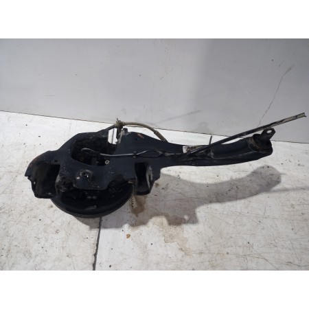 Recambio de mangueta trasera izquierda para ford focus berlina (cap) trend referencia OEM IAM 1355136  