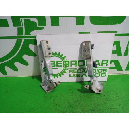 Recambio de bisagras capot para kia sorento 2.5 crdi cat referencia OEM IAM 791102P000  