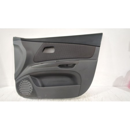 Recambio de guarnecido puerta delantera derecha para kia rio ii (jb) 1.5 crdi referencia OEM IAM 823201W010  