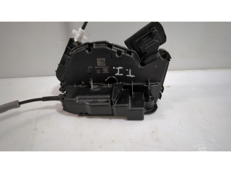 Recambio de cerradura puerta trasera izquierda para volkswagen t-roc (a11, d11) 1.6 tdi referencia OEM IAM 5TA839015L  