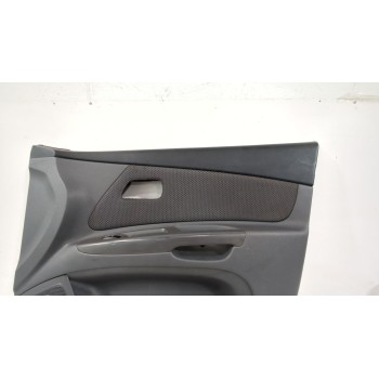 Recambio de guarnecido puerta delantera derecha para kia rio ii (jb) 1.5 crdi referencia OEM IAM 823201W010  