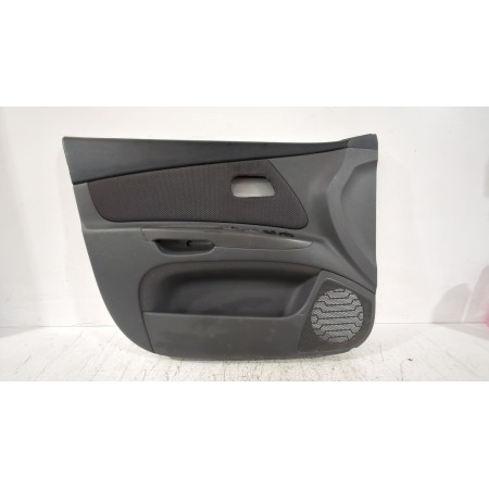 Recambio de guarnecido puerta delantera izquierda para kia rio ii (jb) 1.5 crdi referencia OEM IAM 82330-1G0107A  