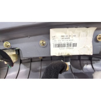 Recambio de guarnecido puerta delantera izquierda para kia rio ii (jb) 1.5 crdi referencia OEM IAM 82330-1G0107A  