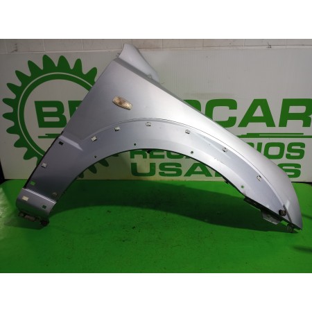 Recambio de aleta delantera derecha para kia sorento 2.5 crdi cat referencia OEM IAM 663213E141  