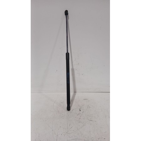 Recambio de amortiguadores capo para opel astra h gtc (a04) 1.7 cdti (l08) referencia OEM IAM 1567RH0310N  