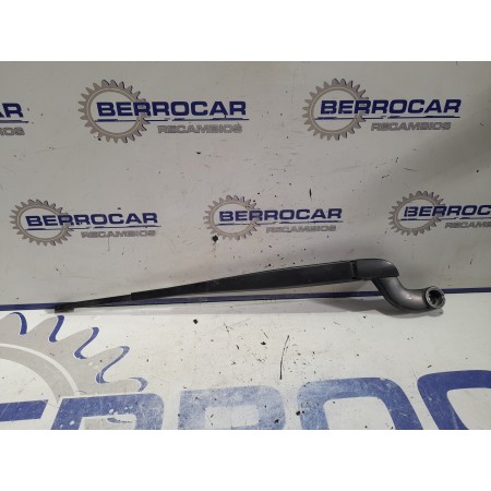 Recambio de brazo limpia delantero derecho para land rover discovery 2.7 td v6 cat referencia OEM IAM DKB500070P  