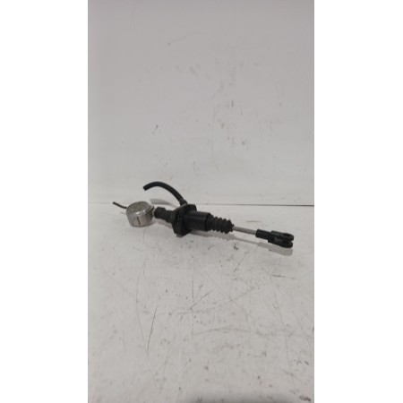 Recambio de bombin embrague para opel astra h gtc (a04) 1.7 cdti (l08) referencia OEM IAM 90523769  