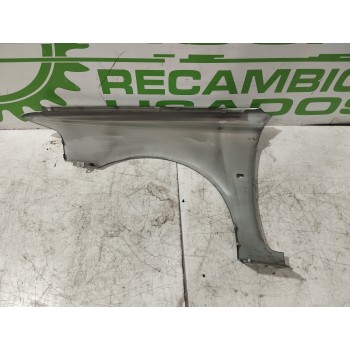 Recambio de aleta delantera derecha para volvo s40 berlina 1.6 cat referencia OEM IAM 30802307  