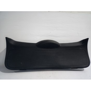 Recambio de guarnecido porton trasero para ford focus berlina (cap) trend referencia OEM IAM 4M51A40411A  