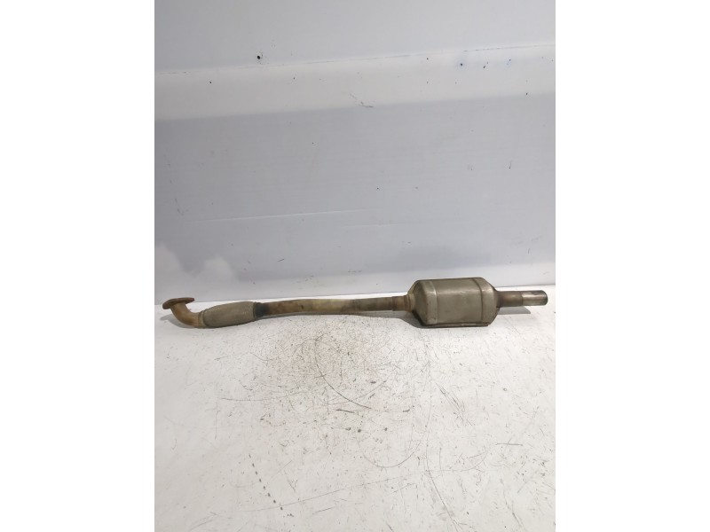 Recambio de catalizador para opel astra h gtc (a04) 1.7 cdti (l08) referencia OEM IAM 13106917/5854425  