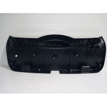 Recambio de guarnecido porton trasero para ford focus berlina (cap) trend referencia OEM IAM 4M51A40411A  