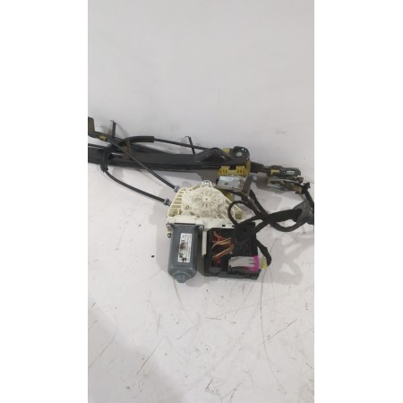 Recambio de elevalunas delantero derecho para seat leon (1p1) 1.9 tdi referencia OEM IAM 1P0837402  