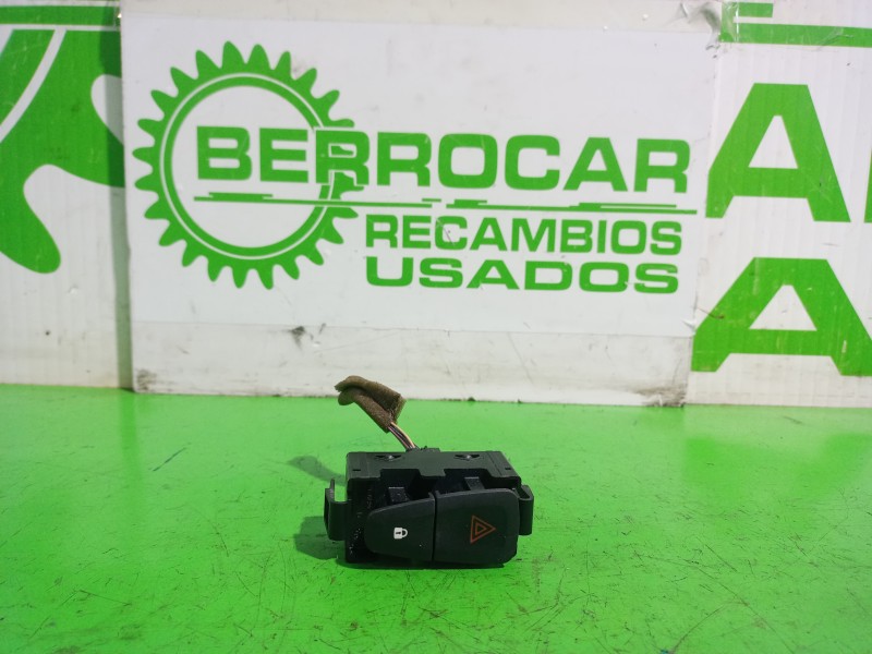 Recambio de warning para nissan juke (f15) acenta referencia OEM IAM 252100502RB  