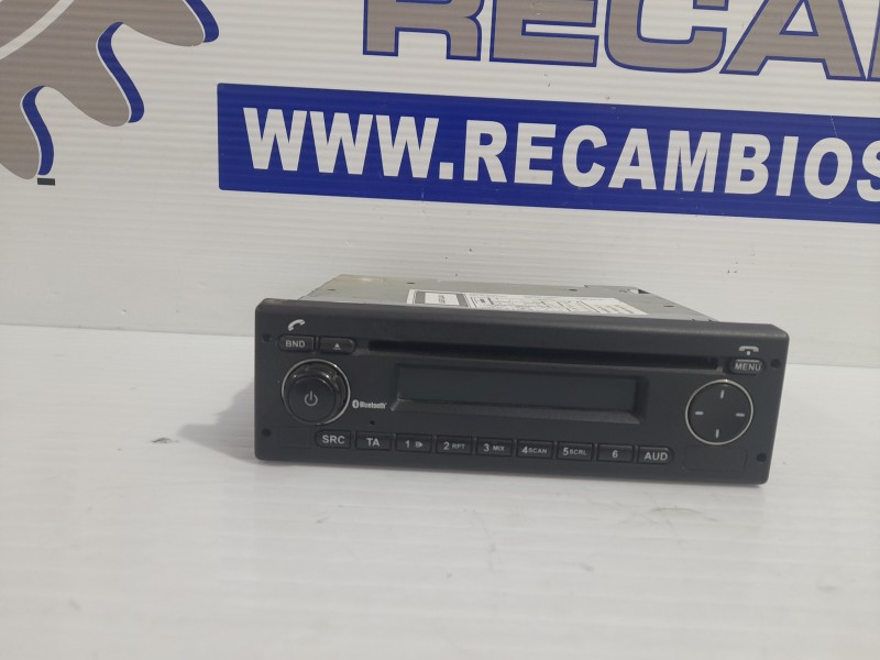 Recambio de sistema audio / radio cd para iveco daily furgón 2.3 diesel cat referencia OEM IAM 5801871627  