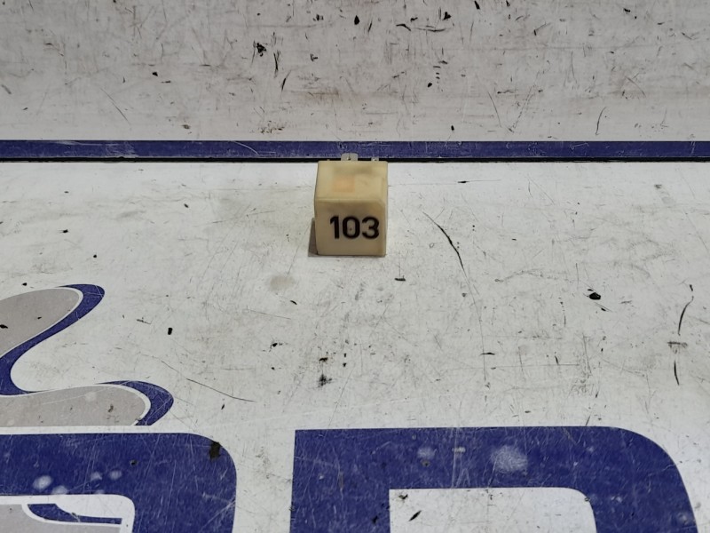 Recambio de rele para seat leon (1m1) 1.9 tdi referencia OEM IAM 357911253  