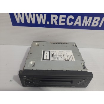 Recambio de sistema audio / radio cd para iveco daily furgón 2.3 diesel cat referencia OEM IAM 5801871627  