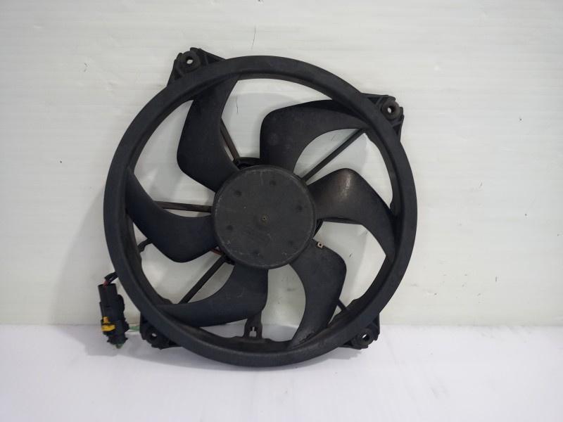 Recambio de electroventilador para citroën c4 grand picasso avatar referencia OEM IAM 1253K4  