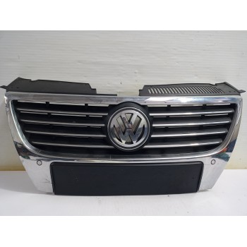 Recambio de rejilla delantera para volkswagen passat berlina (3c2) individual referencia OEM IAM 3C0853651D  