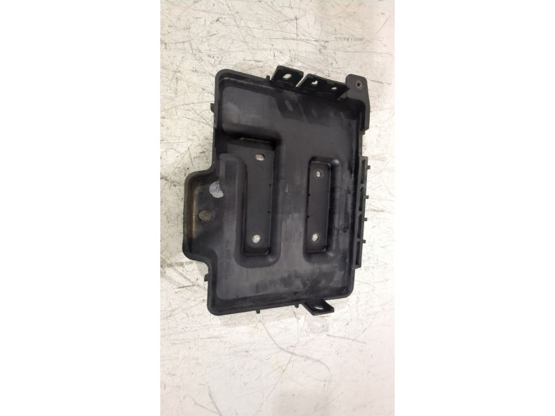 Recambio de soporte bateria para kia rio ii (jb) 1.5 crdi referencia OEM IAM 37150  